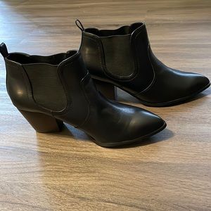 Bella Vita ankle boot